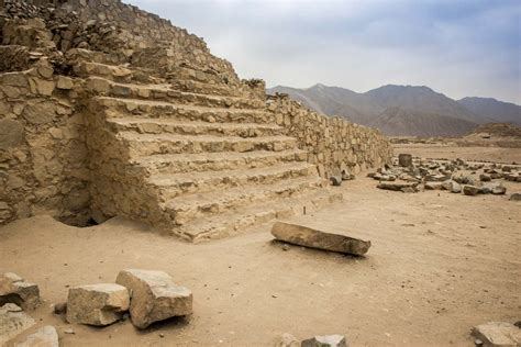 sacred city of caral-supe|The 5,000.